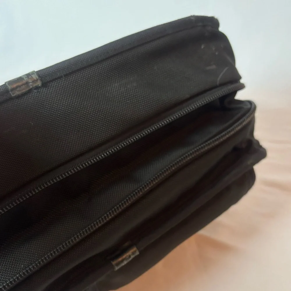 TUMI Alpha Expandable Ballistic Nylon Briefcase Messenger Laptop Bag 26114DH